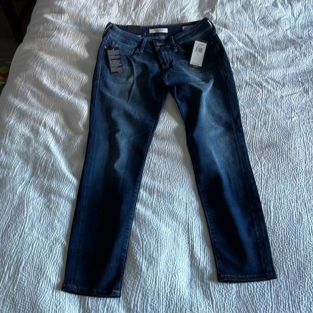 Brand new Mavi jeans (w tags!)
